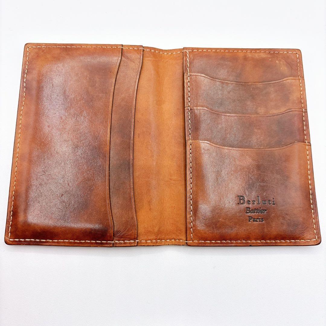 ベルルッティ ベネチアンレザー カリグラフィ ステッチ カードケース