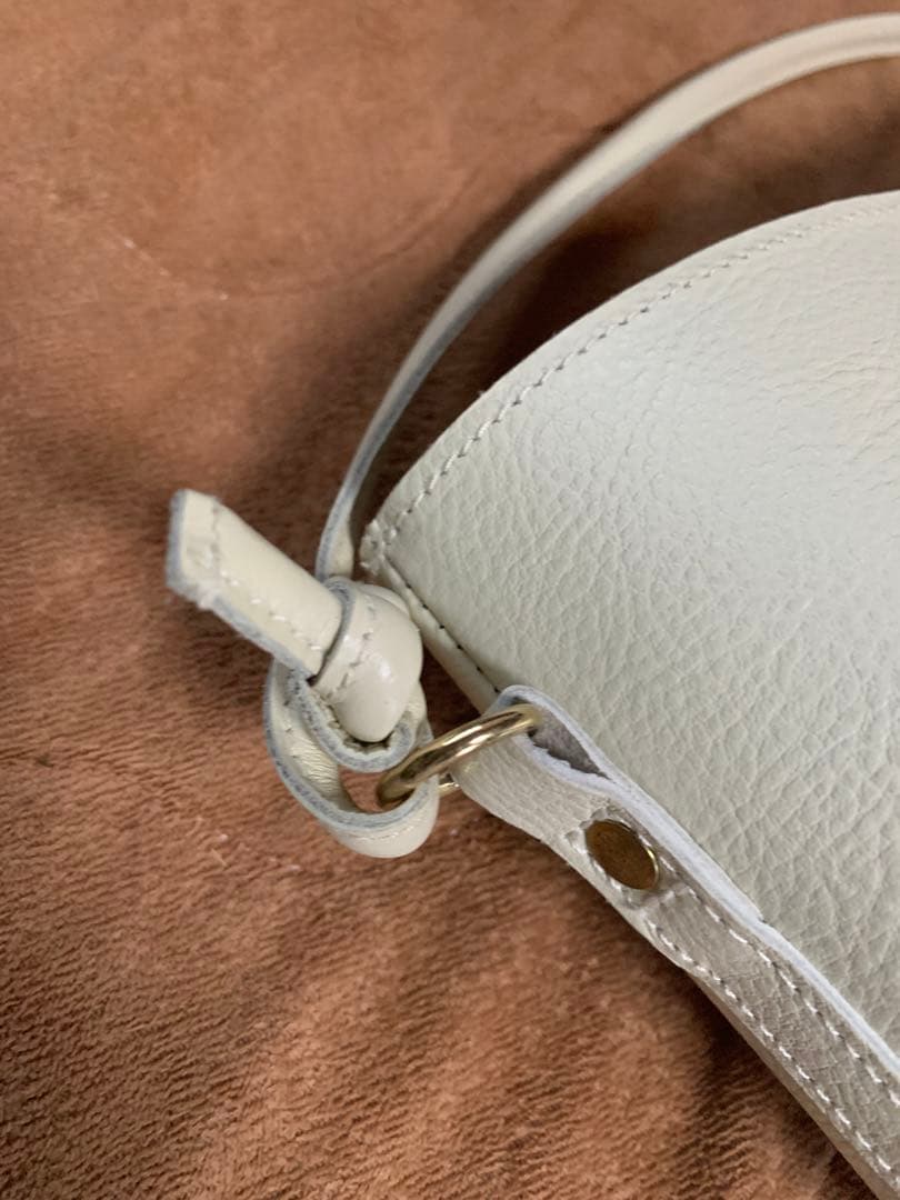 tammy　　　 オーバルショルダーバッグ