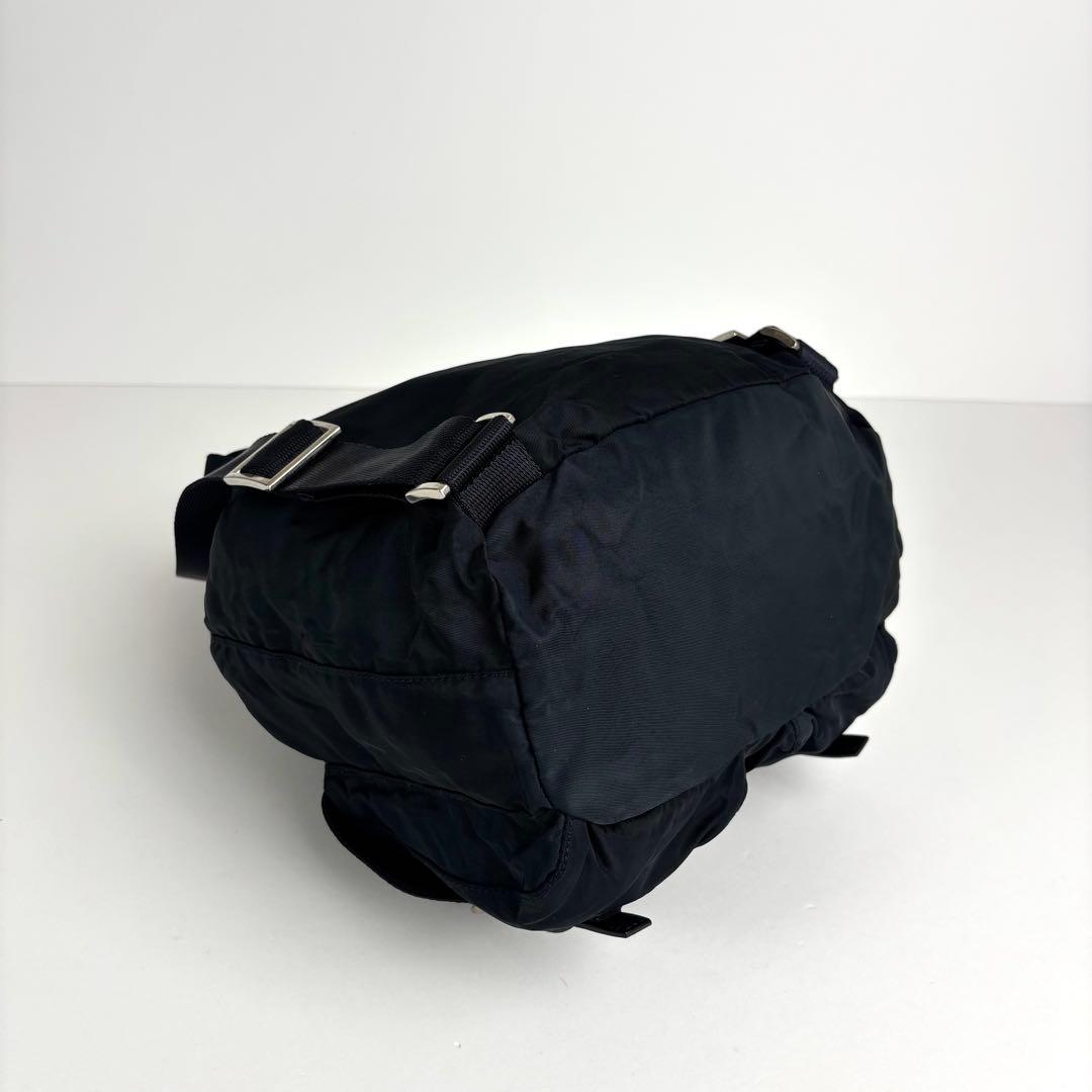 美品 PRADA プラダ リュック バックパック 三角ロゴ ナイロン ネイビー