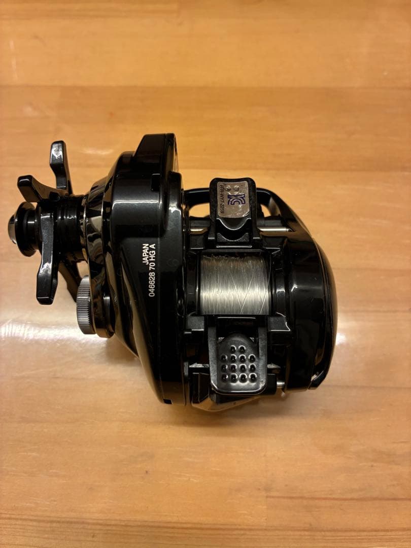 シマノ 24メタニウム DC HG Right （ハンドルなし）