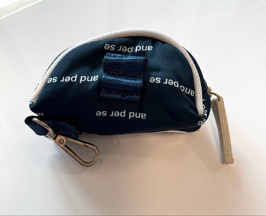 and per se バイザー、ボールホルダー(美品)シュシュ靴下(新品未使用)