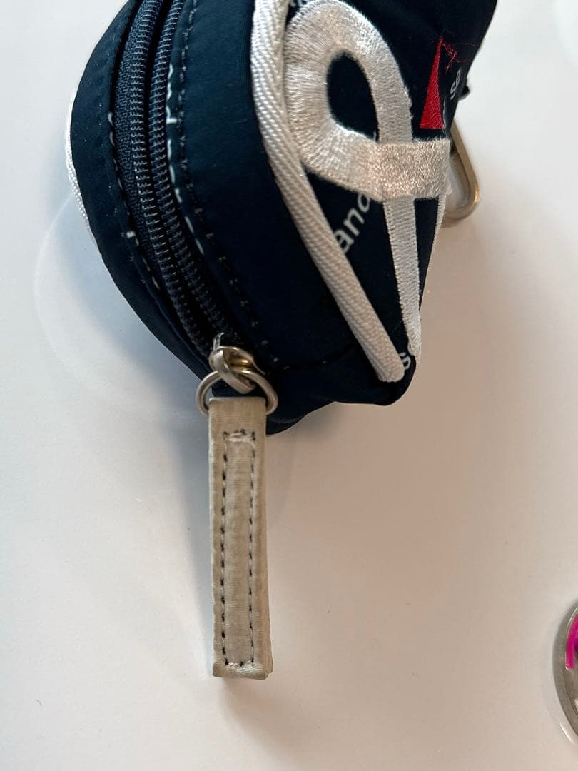 and per se バイザー、ボールホルダー(美品)シュシュ靴下(新品未使用)