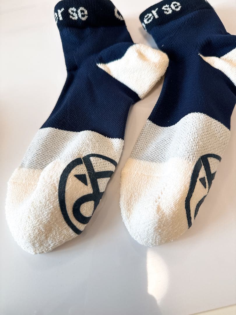 and per se バイザー、ボールホルダー(美品)シュシュ靴下(新品未使用)