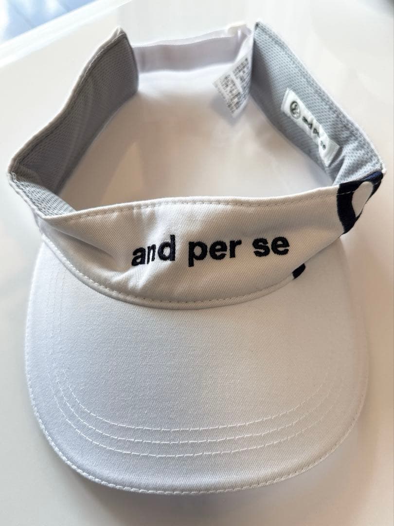 and per se バイザー、ボールホルダー(美品)シュシュ靴下(新品未使用)
