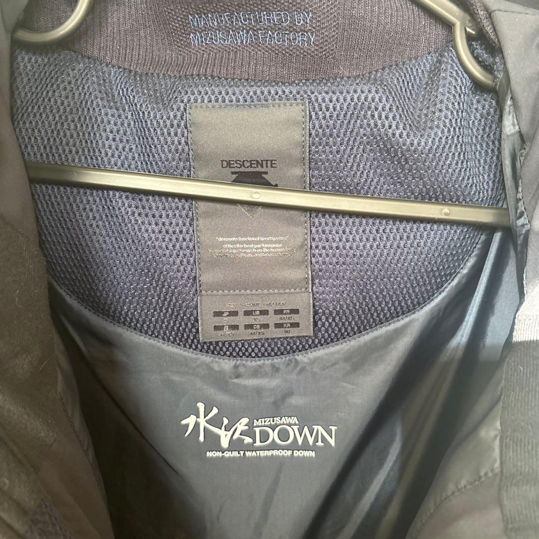 デサントオルテライン　 水沢ダウン　ギャランティカードあり