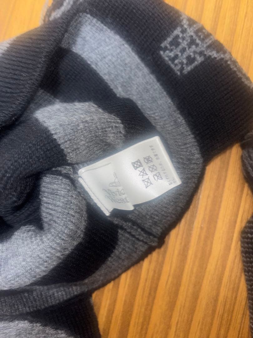 Vivienne Westwood ORB フラップ付ワッチ ニット帽 グレー - メルカリ