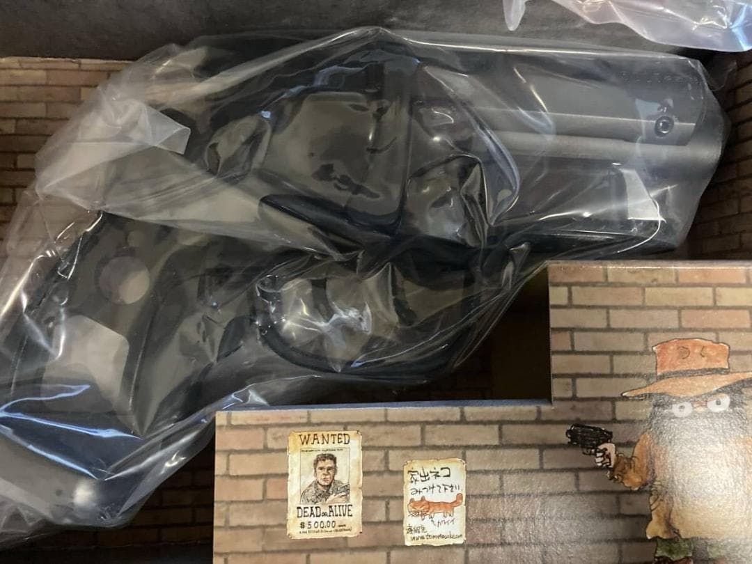 【未使用】留之助ブラスター・チビ レジン製無可動モデル組立キット スタンド付き