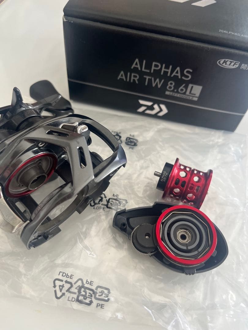 ダイワ　ジリオン　ALPHAS AIR TW 8.6L ベイトリール