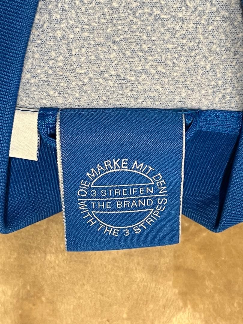 希少】アディダス ATP L 刺繍ロゴ 青 ブルー イエロー 黄色 刺繍ロゴ