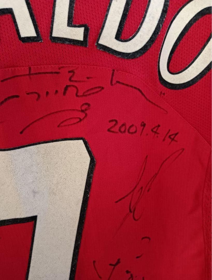 04-06 クリスティアーノ・ロナウド　サイン入り ユニフォーム　正規品