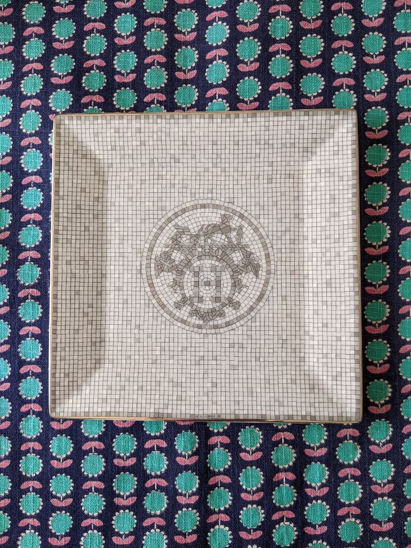 エルメス HERMES プラチナ プチカレ No3 モザイク24 - メルカリ