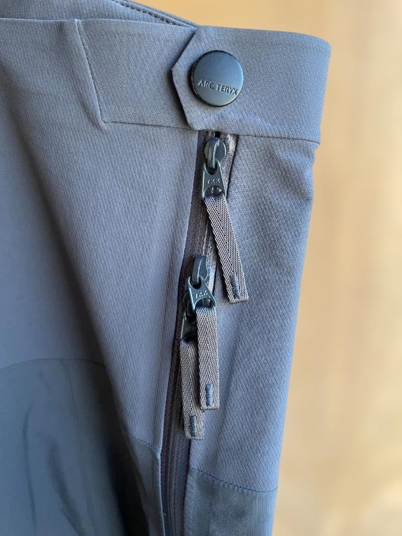 【値下げ中】ARC'TERYX Rush Bib Graphite グレー S