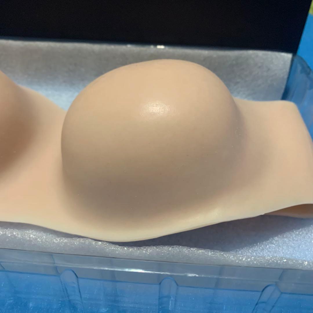 ROANYER シリコンバストBカップ 男女兼用　女装 おっぱい シリコン 豊胸