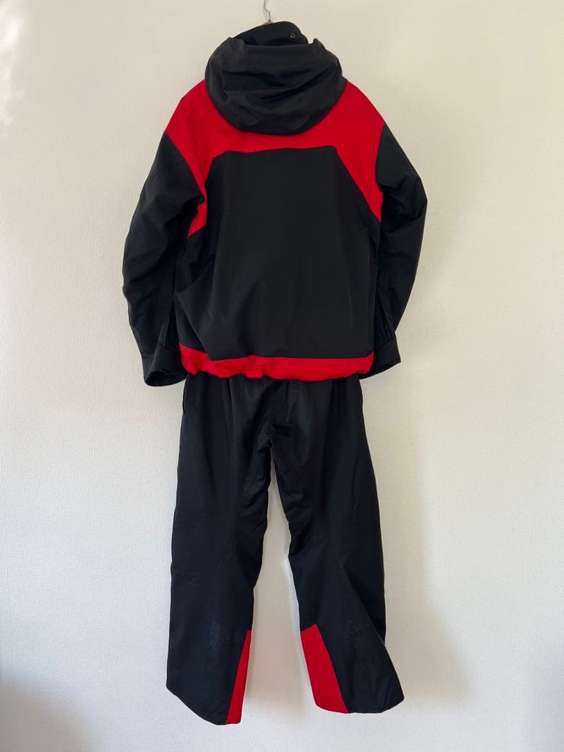 ミズノスキーウェア上下　Mサイズ