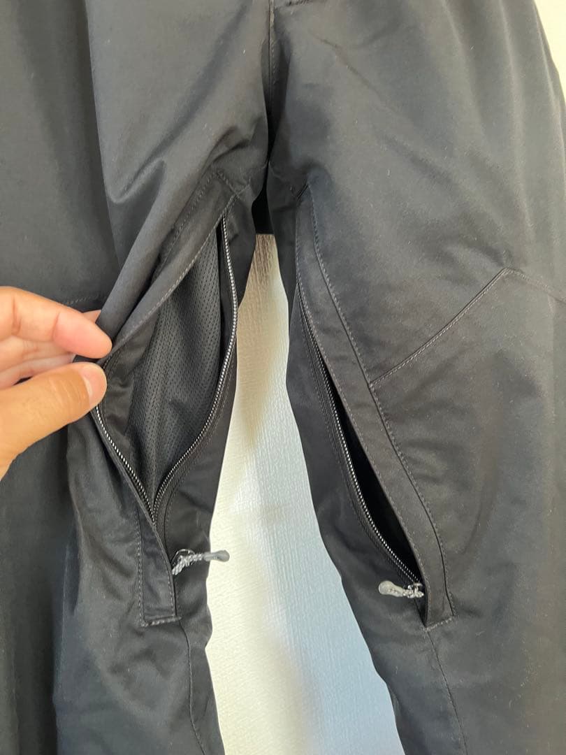 ミズノスキーウェア上下　Mサイズ