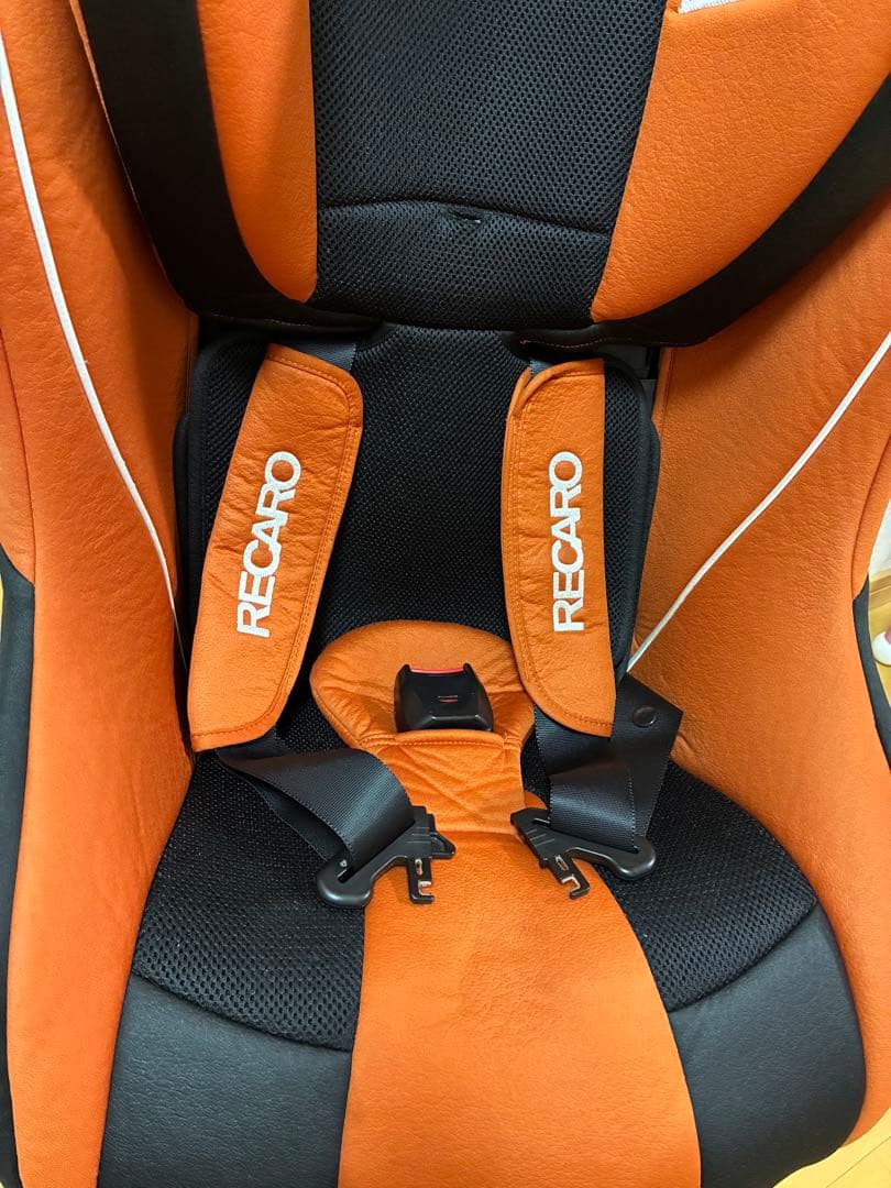 RECARO コンビ　チャイルドシート オレンジ/ブラック