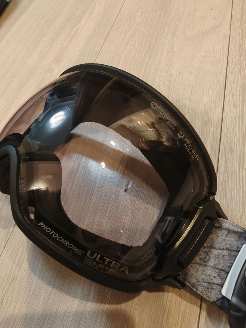 Dice bank ULTRA LENS フォトクロミックゴーグル