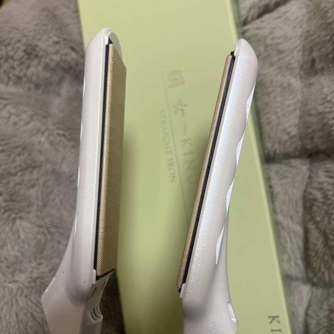 KINUJO 絹女 ストレートアイロン