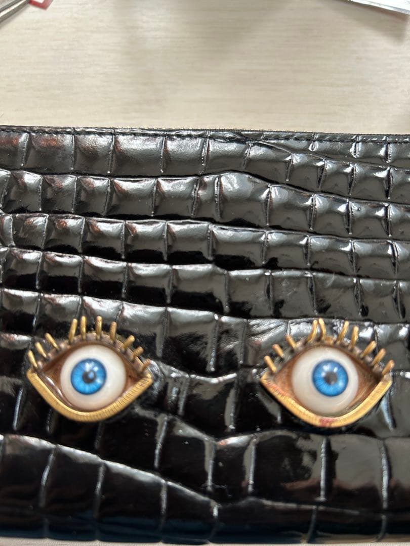 あちゃちゅむ　目玉　お目々　長財布　ポシェットにも