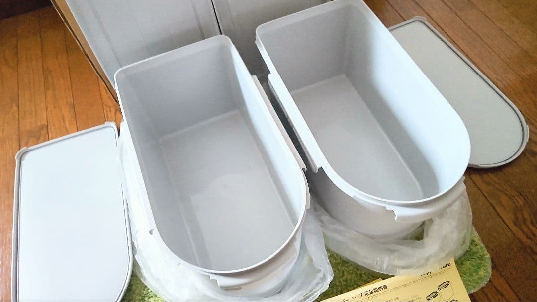 タッパーウェア　キッチンキーパーハーフ　デイリーストッカー　キャスター　トレイ