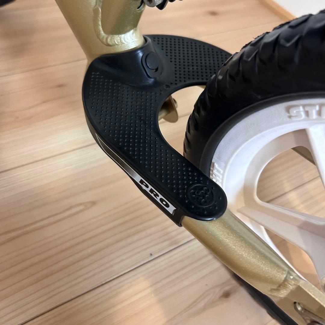 【美品】ストライダー 12PRO ゴールド