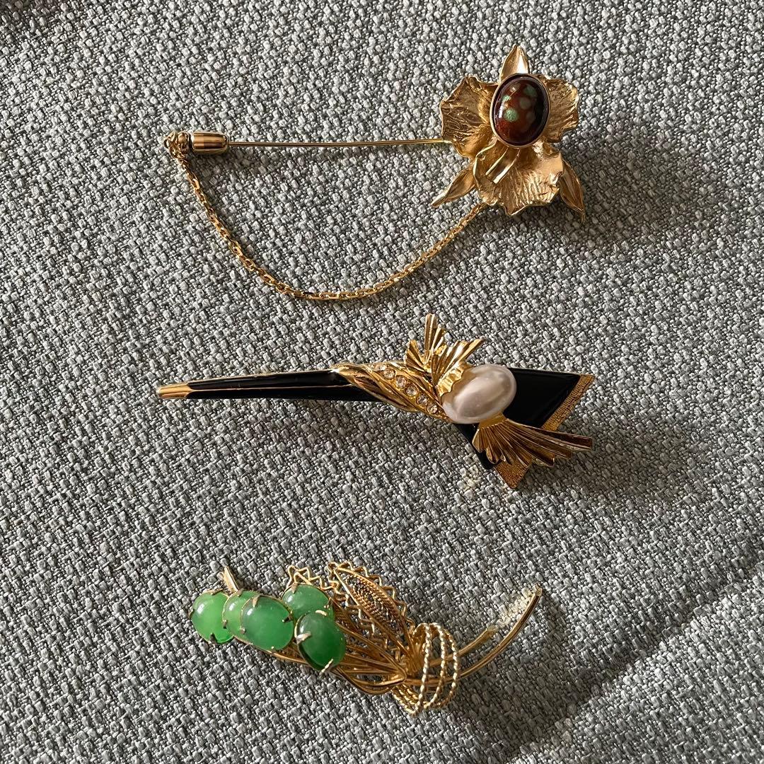 ブローチ まとめ売り - メルカリ