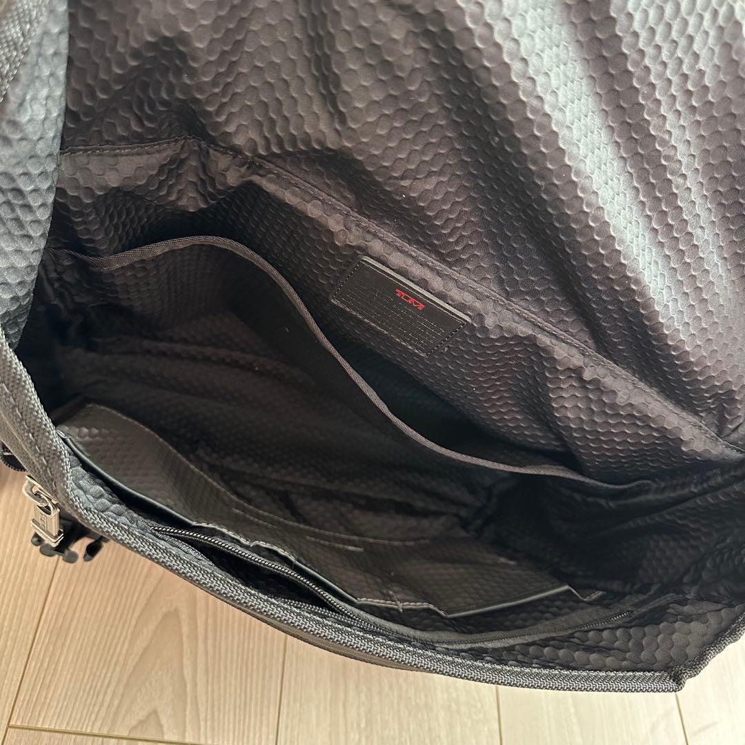 TUMI 22370DH ALPHA BRAVOアルファブラボーメッセンジャー