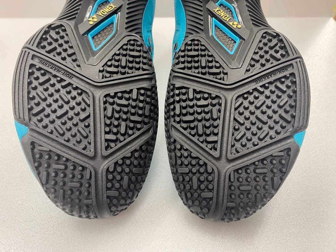 ◎超希少◎新品未使用◎ヨネックス フュージョンレブ3 オムニクレー 27cm②