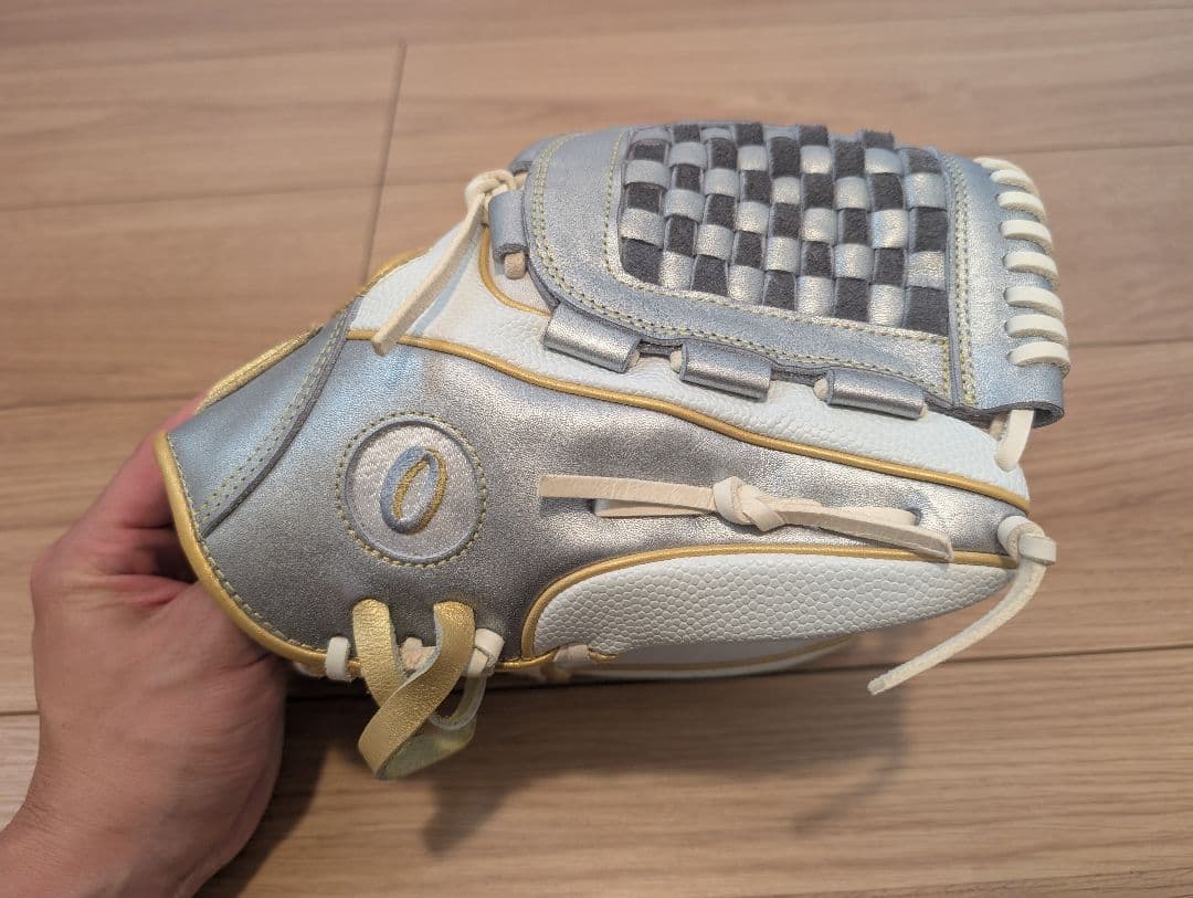 ウイルソン　グローブ　オリジナルカスタムモデル　軟式用　86型　内野手用