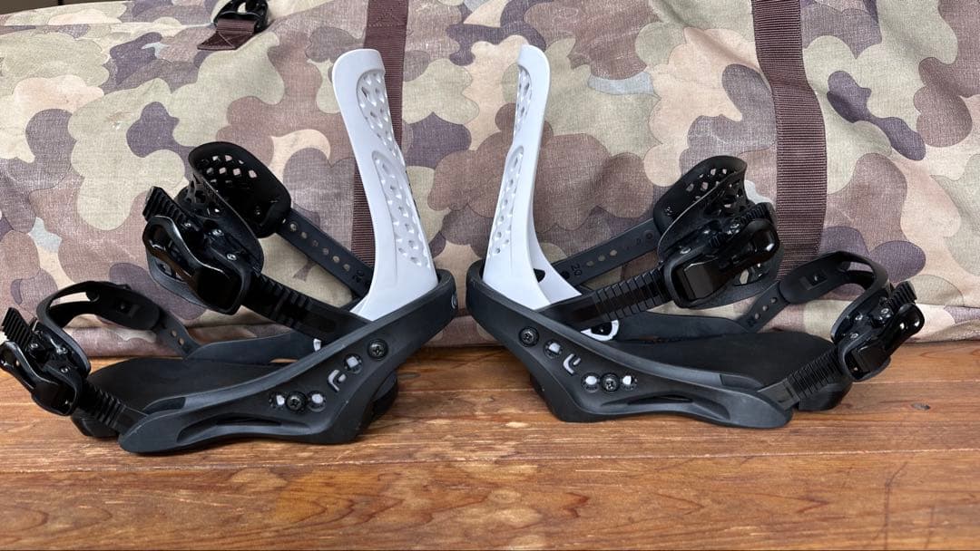 FLUX PR スノーボードビンディング　Sサイズ