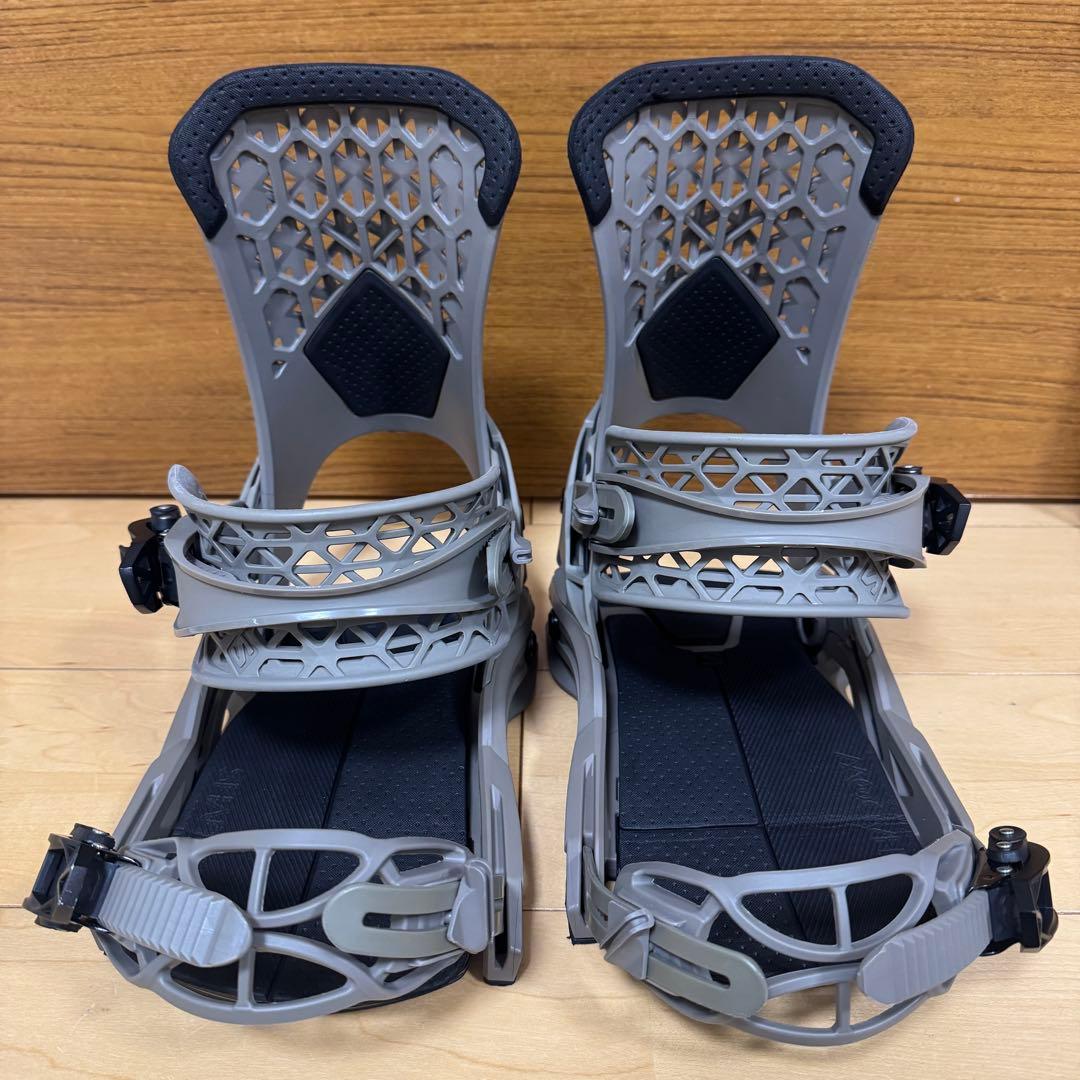 美品SALOMON HIGHLANDER サロモンハイランダーLサイズ21-22