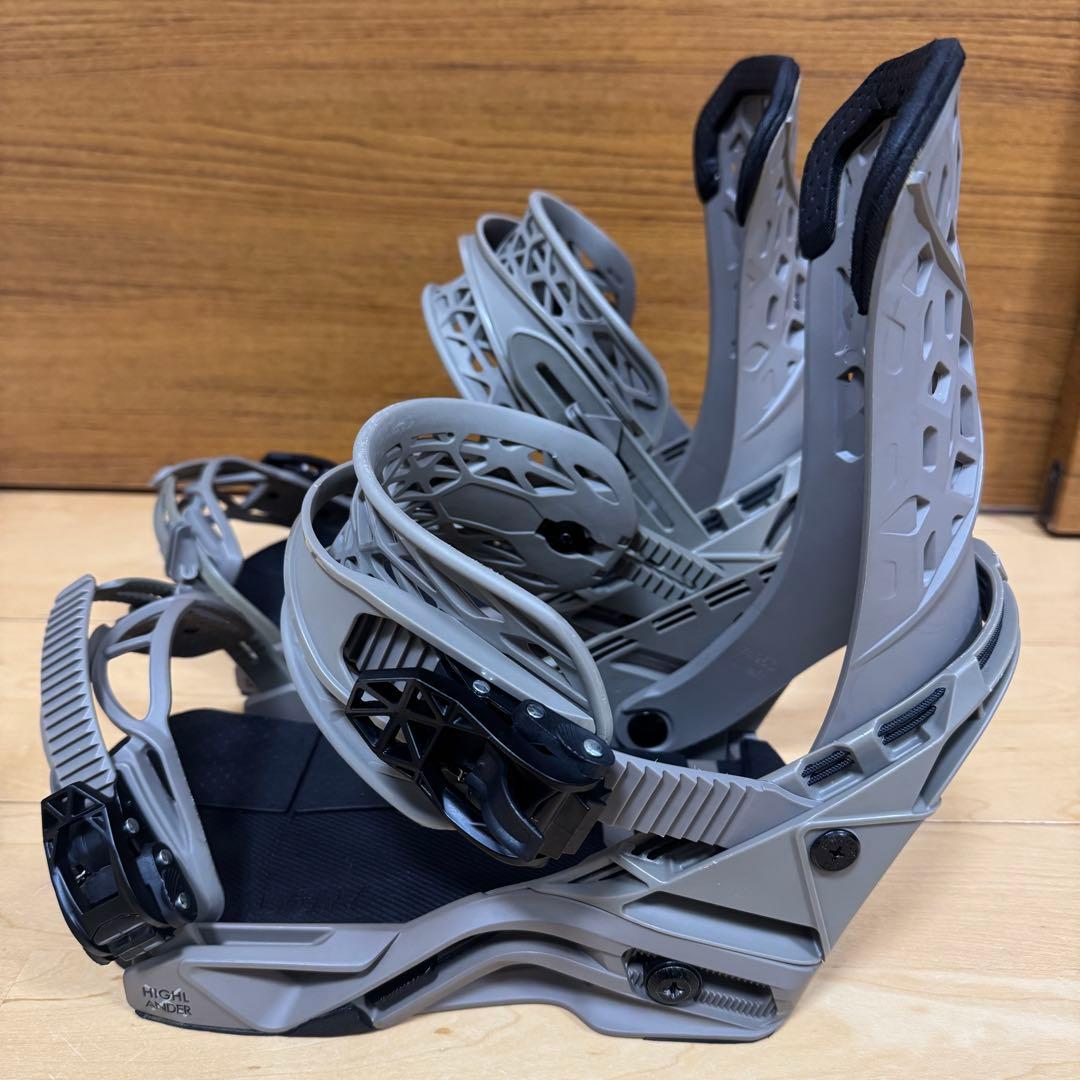 美品SALOMON HIGHLANDER サロモンハイランダーLサイズ21-22