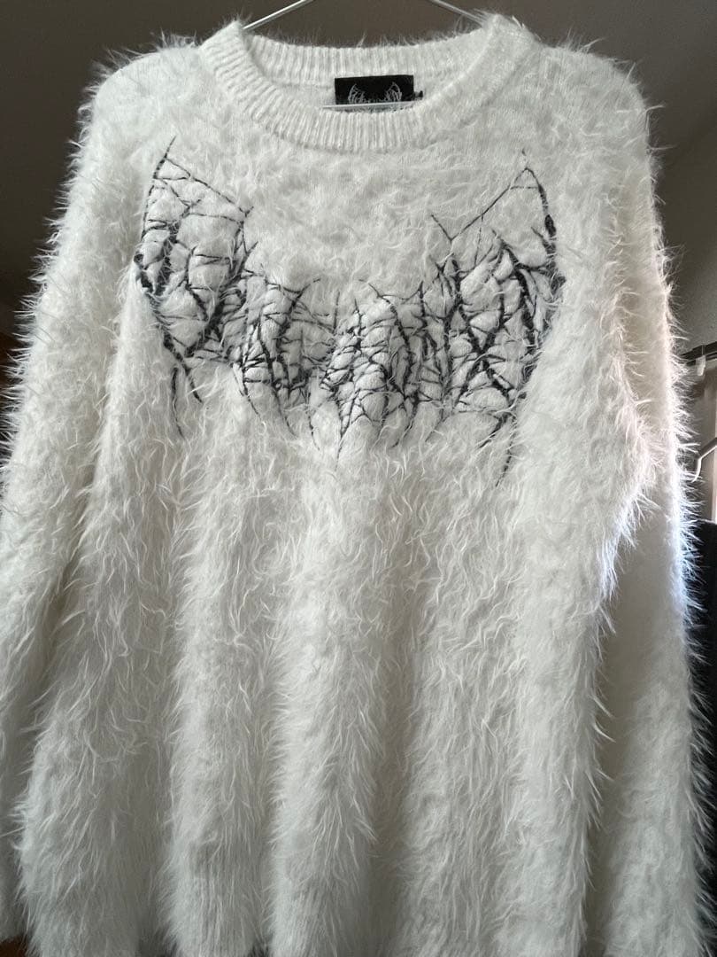 YB Logo Knit White YXNGBRATZ Sサイズ - メルカリ