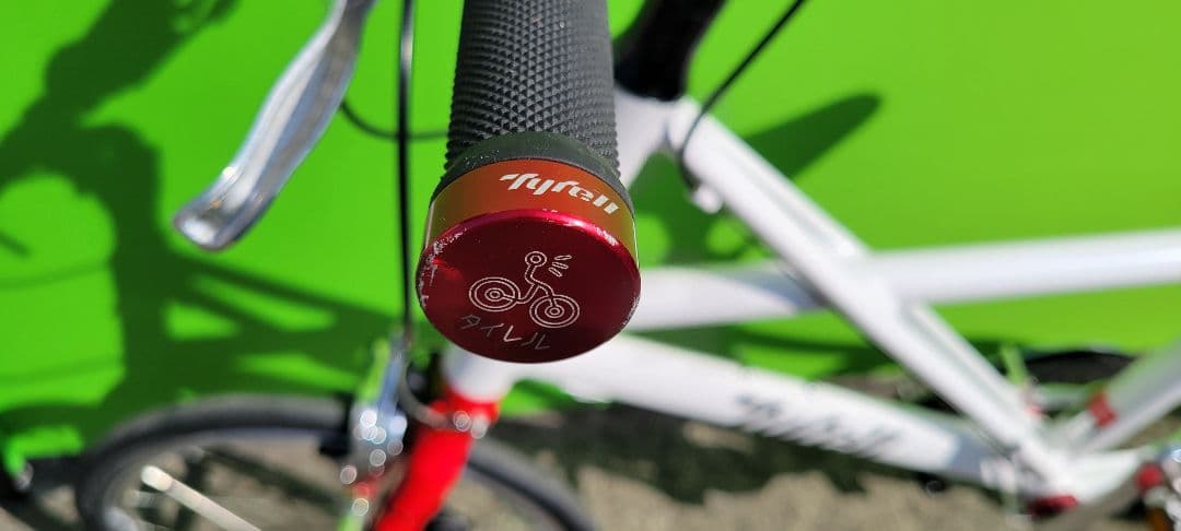 Tyrell FX #7046 折り畳み自転車中古品 - メルカリ