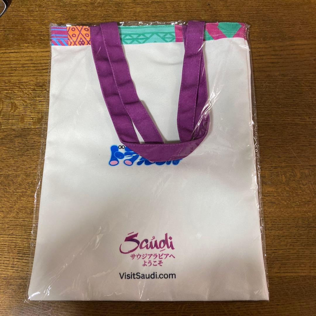 非売品 大阪関西万博ドラえもんトートバッグ『サウジアラビアとコラボ