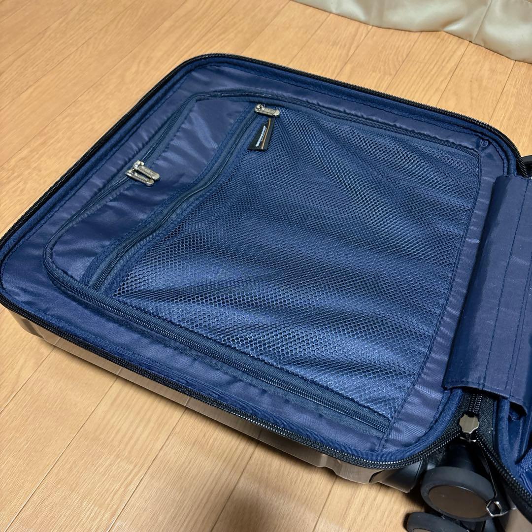 BERMAS INTER CITY フロントオープン スクエア4輪33L