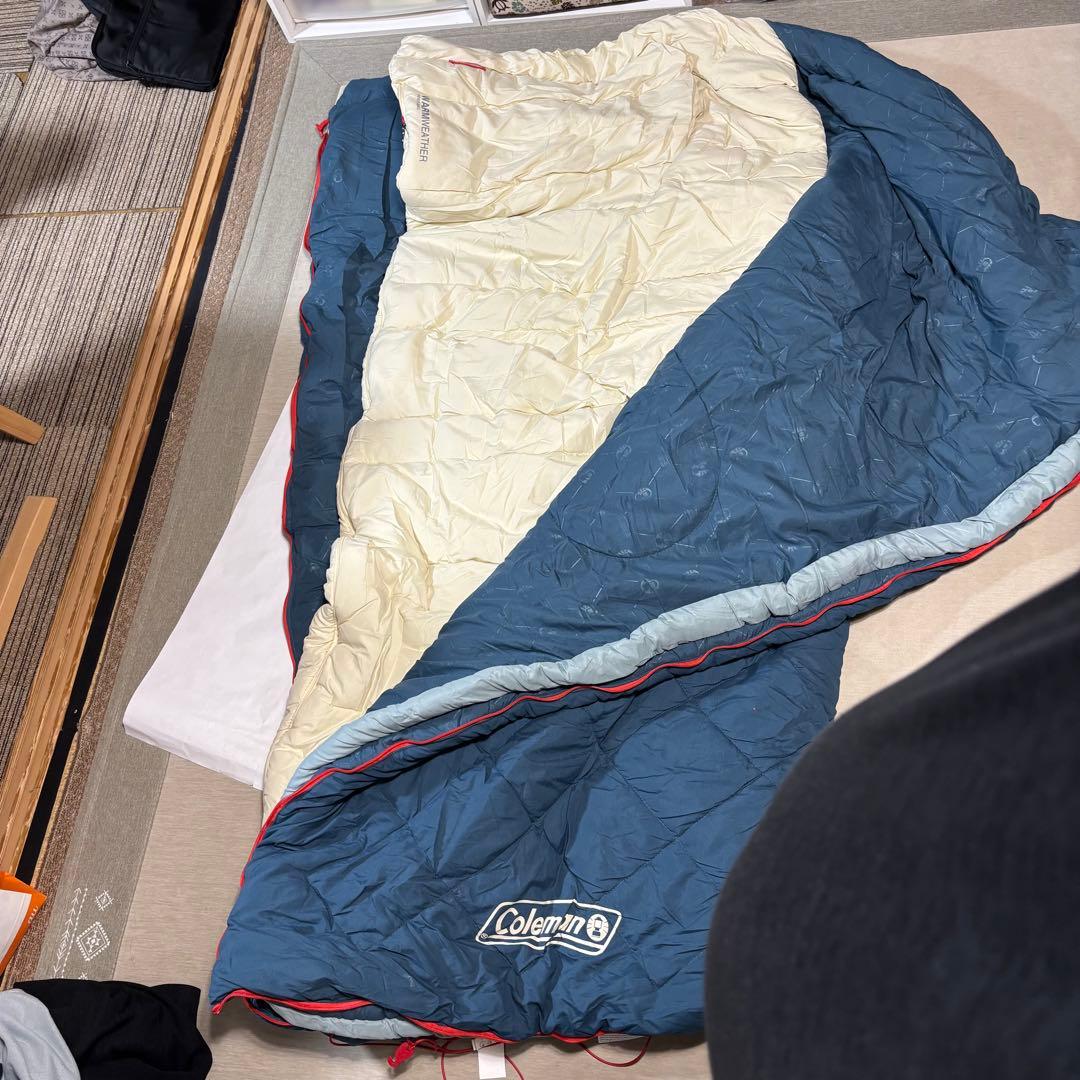Coleman マルチレイヤースリーピングバッグ 収納袋付き コールマン
