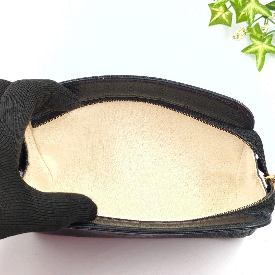 CHANEL ポーチ/コスメポーチ/小物入れ/ 紙袋付 内側ベタ除去済