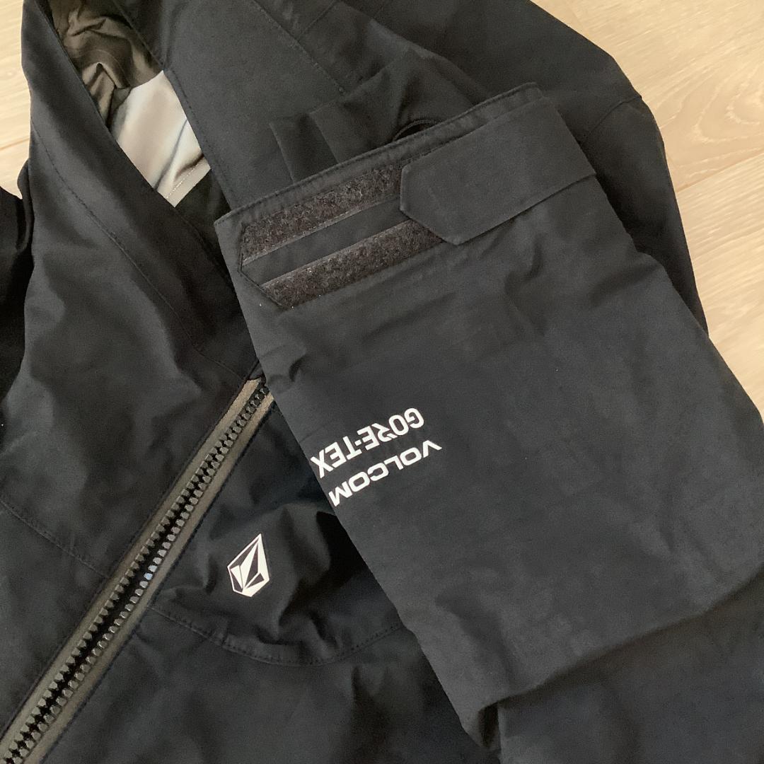 048ボルコムVOLCOM黒メンズスノーボードシェルジャケットウエ