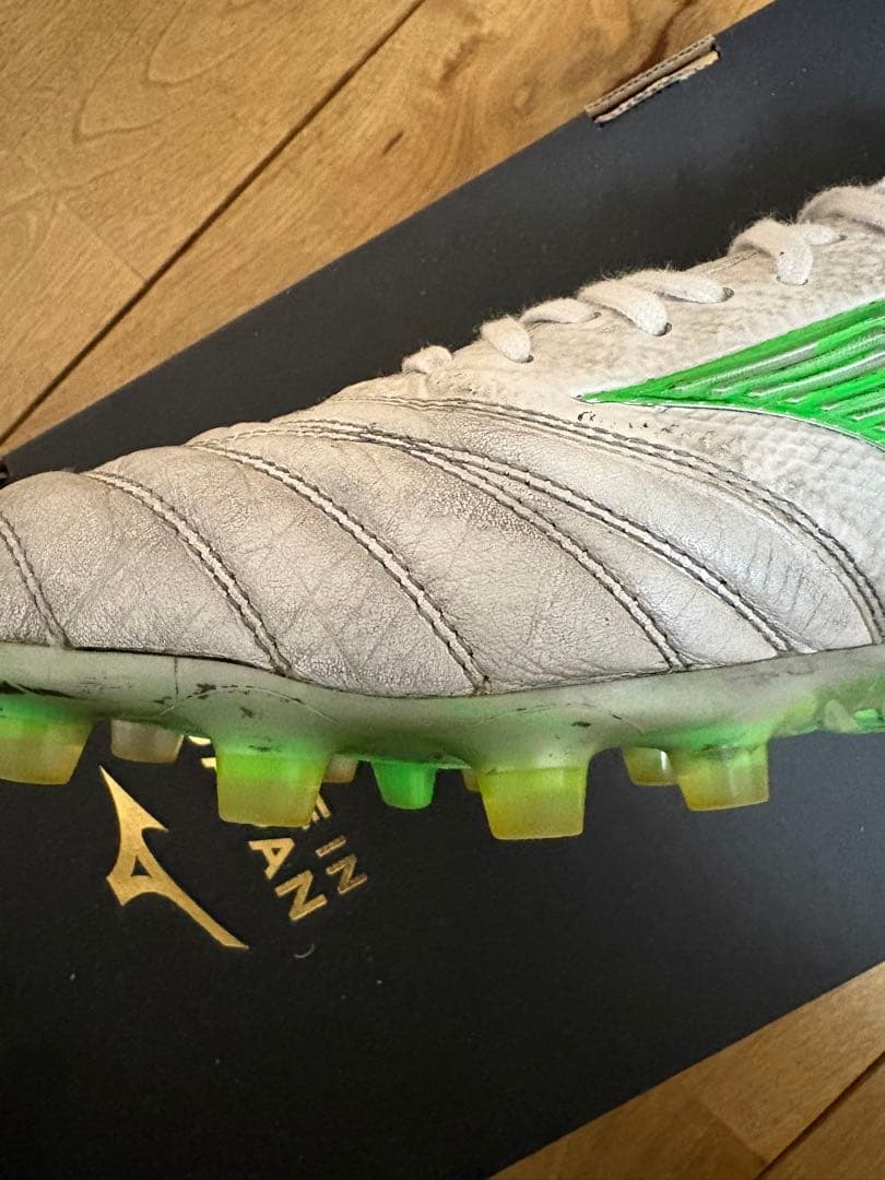 【限定モデル】Mizuno Morelia NEO Ⅳ β 27センチ