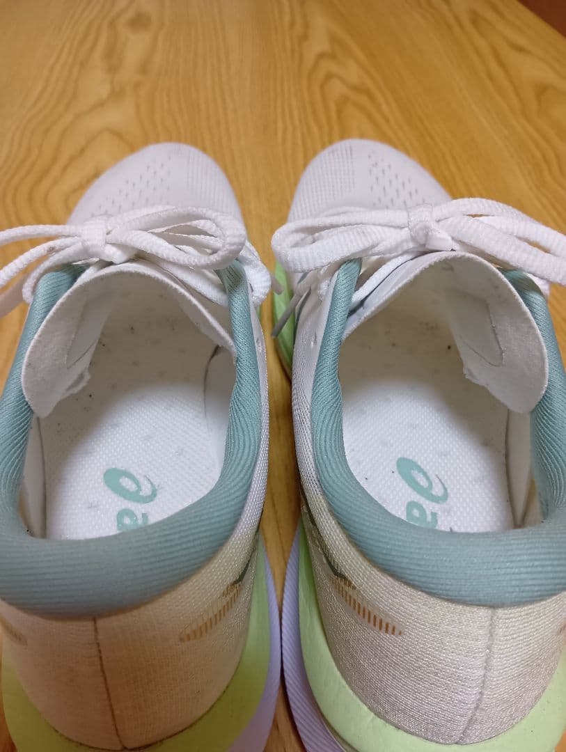 ASICS Magic Speed 4（24.0cm）ランニングシューズ