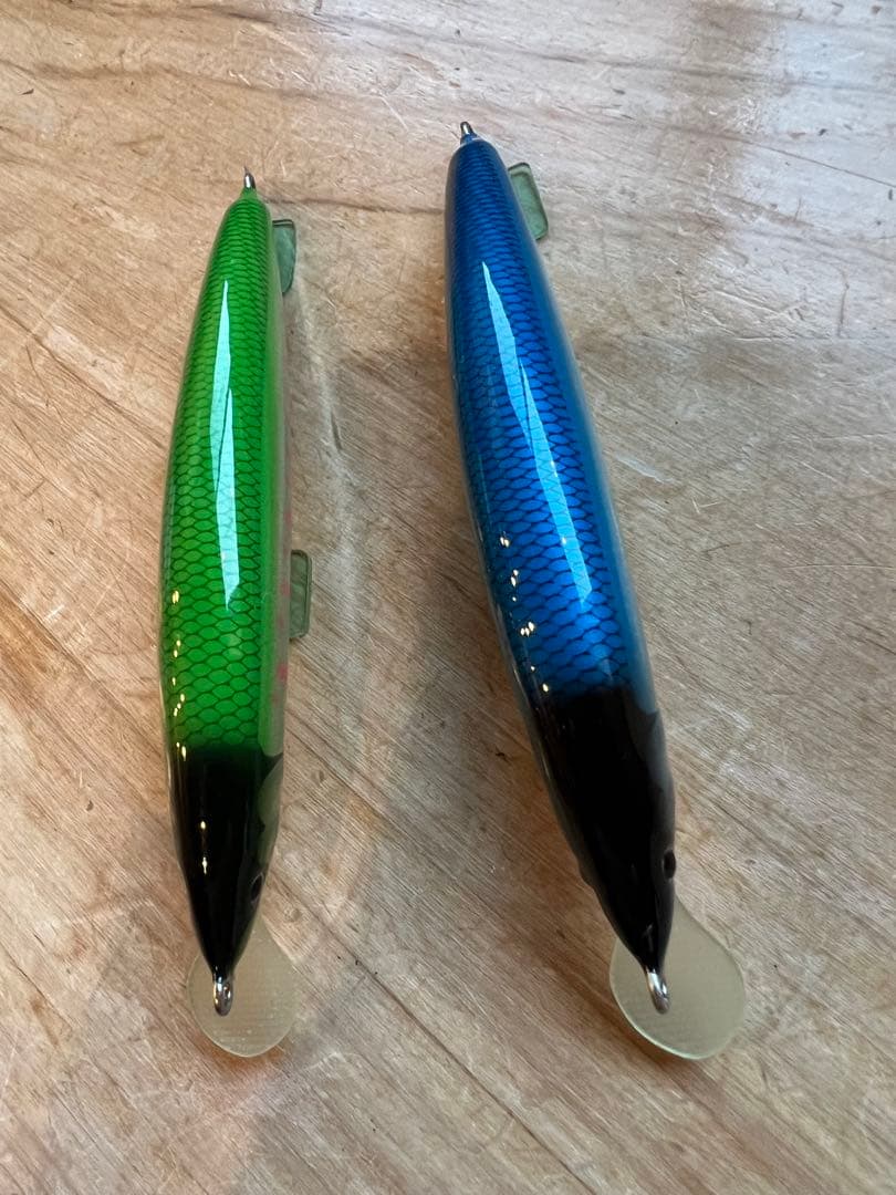 p*a様 サクラマスルアー 魚じゃらし工房 saburou906FLC 2個セッ - メルカリ