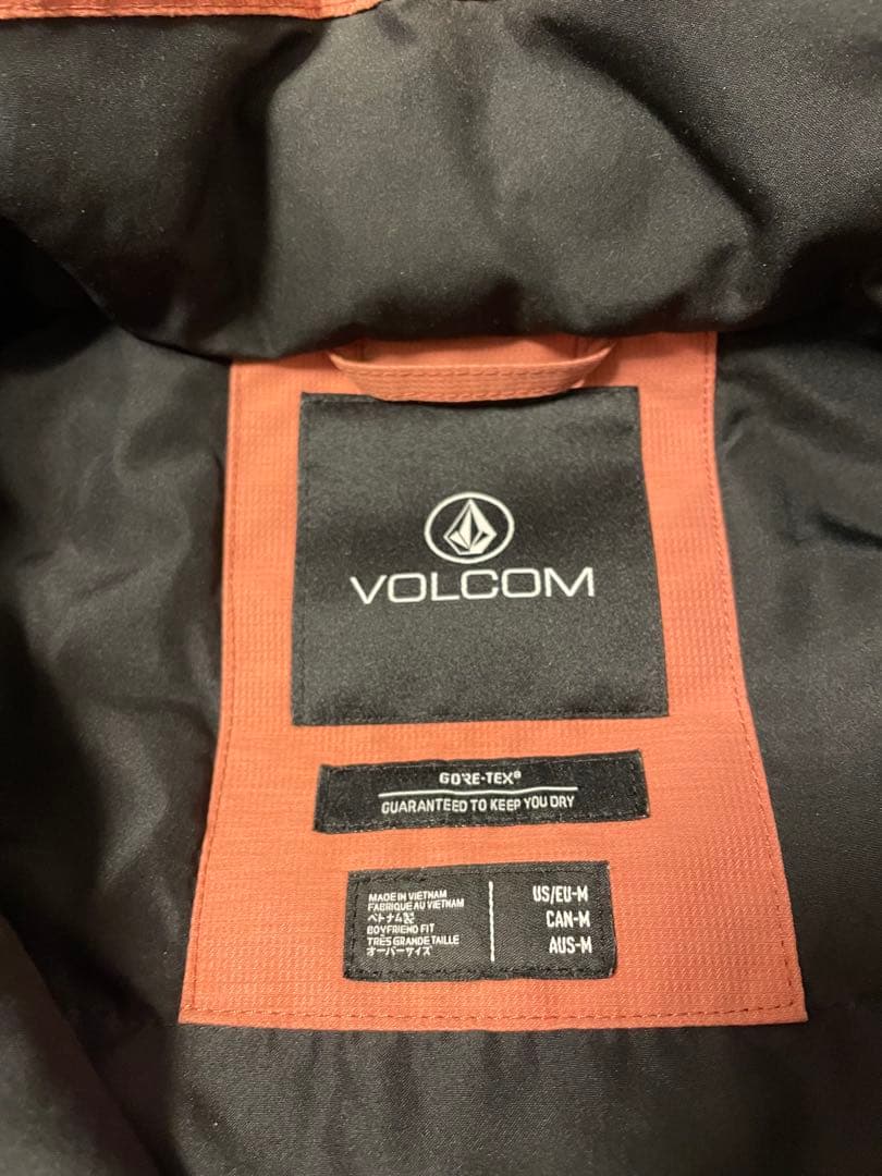 ボルコムGORE-TEX ウエア　プルオーバー