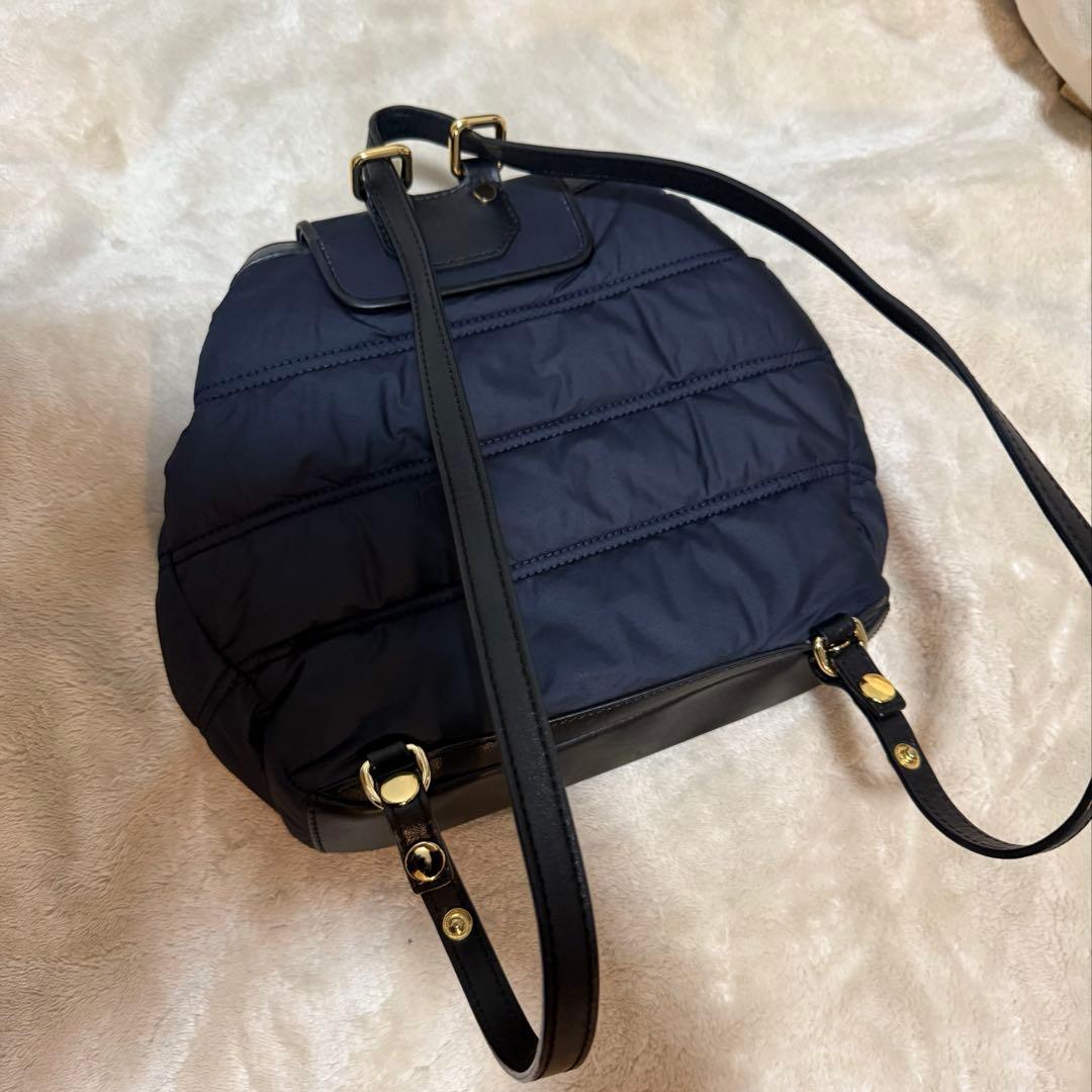 バーバリーネイビー キルティングリュック