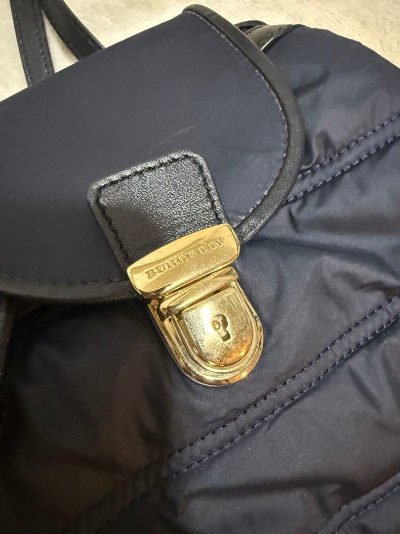 バーバリーネイビー キルティングリュック