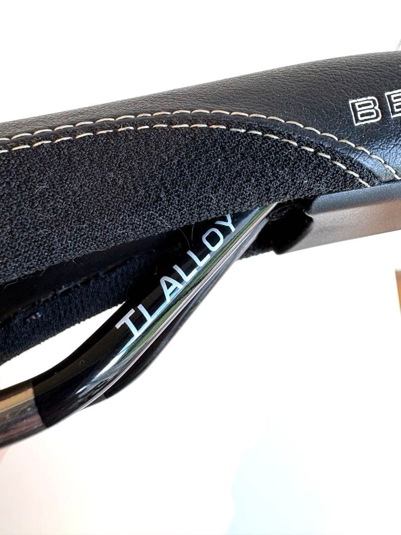 SDG BEL-AIR ベルエアTi-Alloy チタンレールサドル