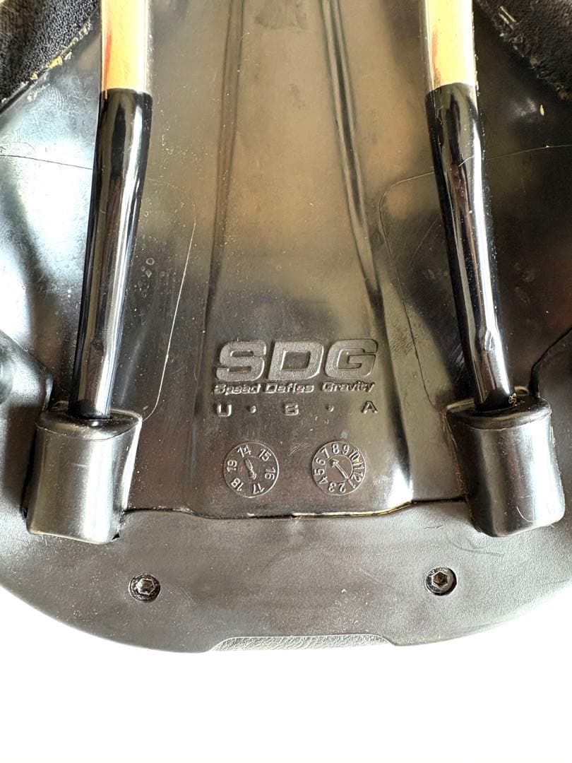 SDG BEL-AIR ベルエアTi-Alloy チタンレールサドル