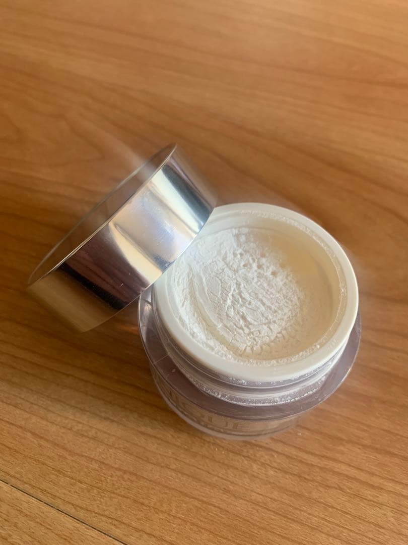 ちゃいろさん様★CLINIQUE ルースパウダーC+ANAファーストアメニティ