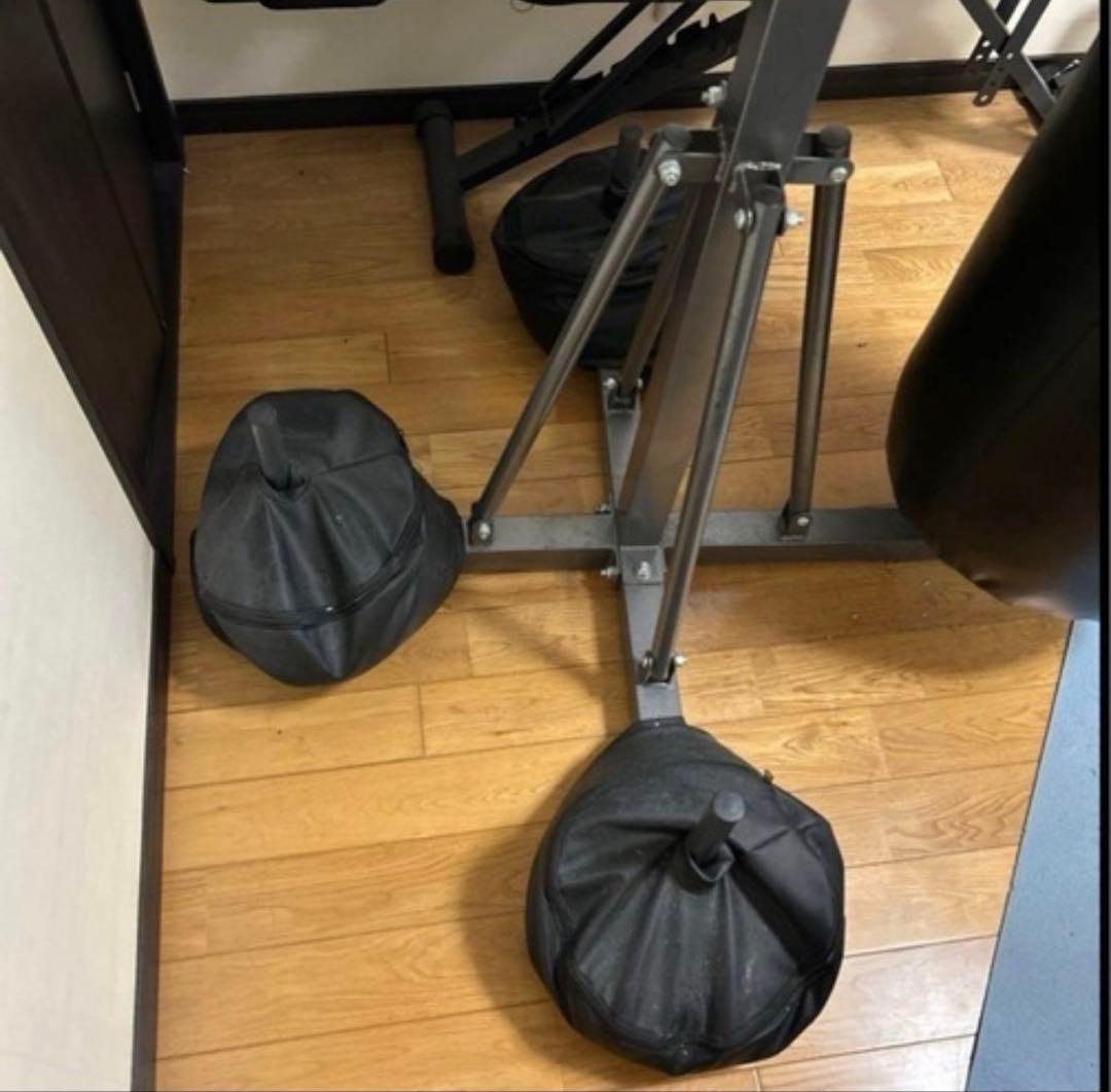 スタンド（砂のおもりも）付きサンドバッグ