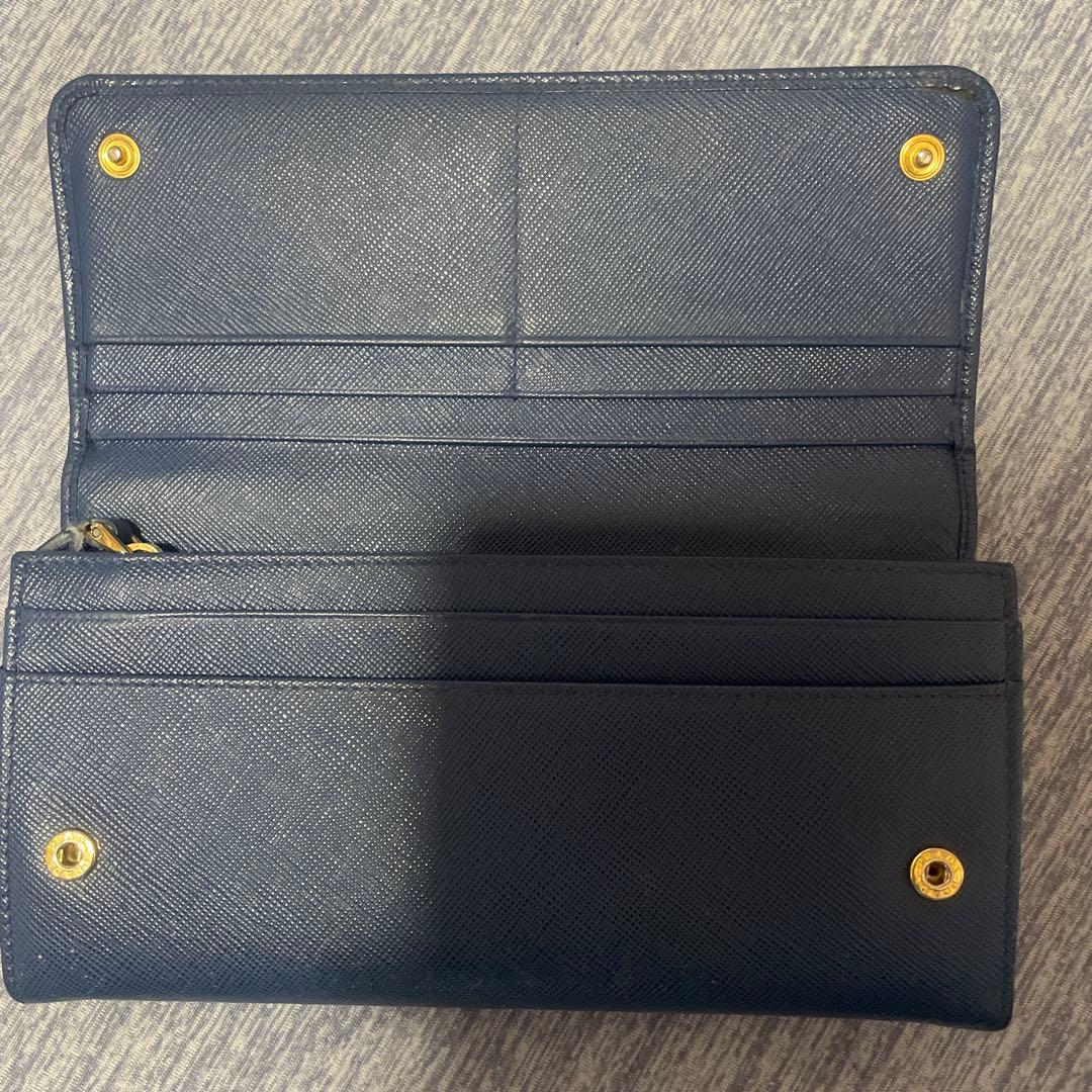 PRADA ネイビー 長財布